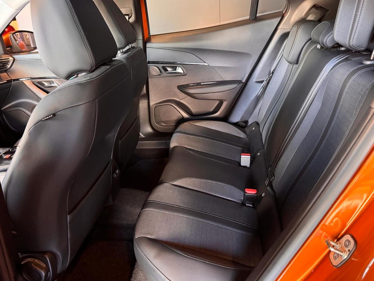 Peugeot 2008 PureTech 130 S&S Allure Pack