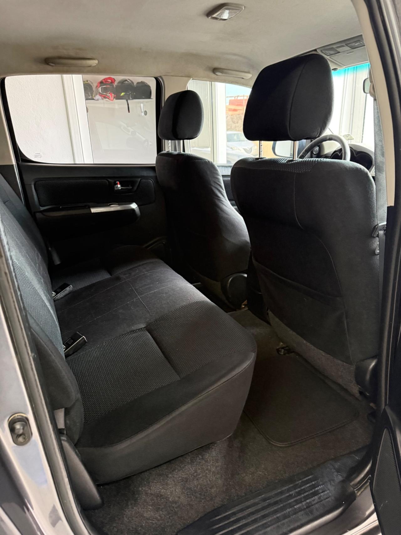 Toyota Hilux 3.0 D-4D aut.4WD 4p. DC Stylex