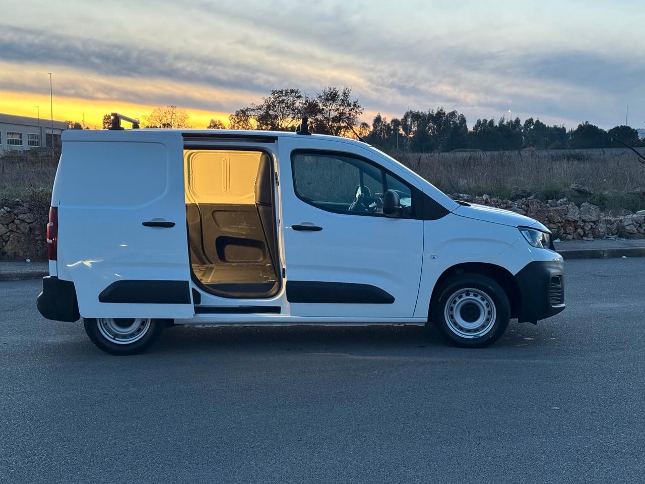 Peugeot Partner 1.5 BlueHDi 100 cv S&S L1 Furgone Pro