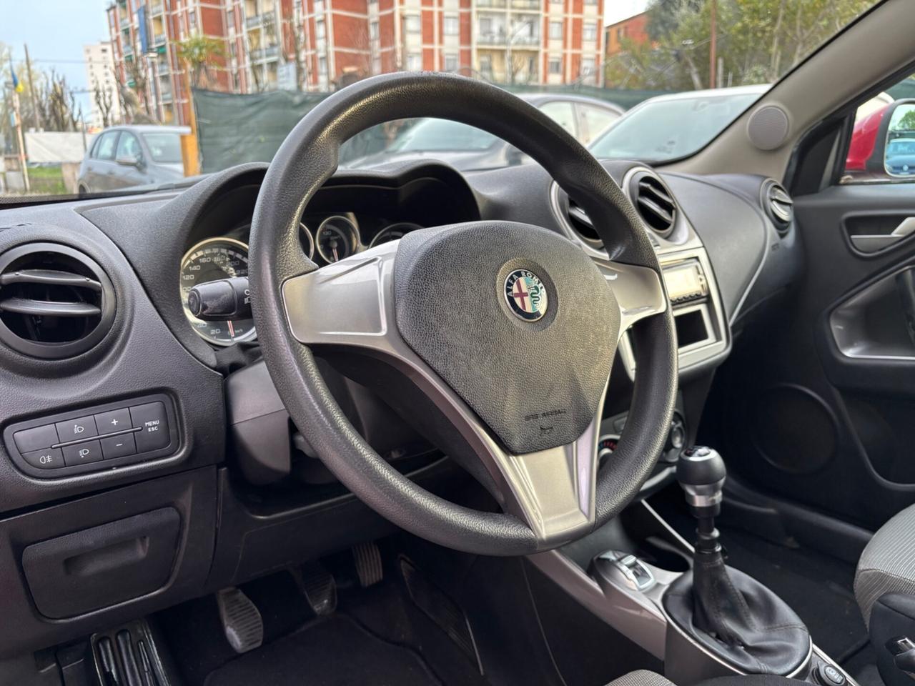 Alfa Romeo MiTo 1.3 JTDm 90CV Distinctive Sport Pack