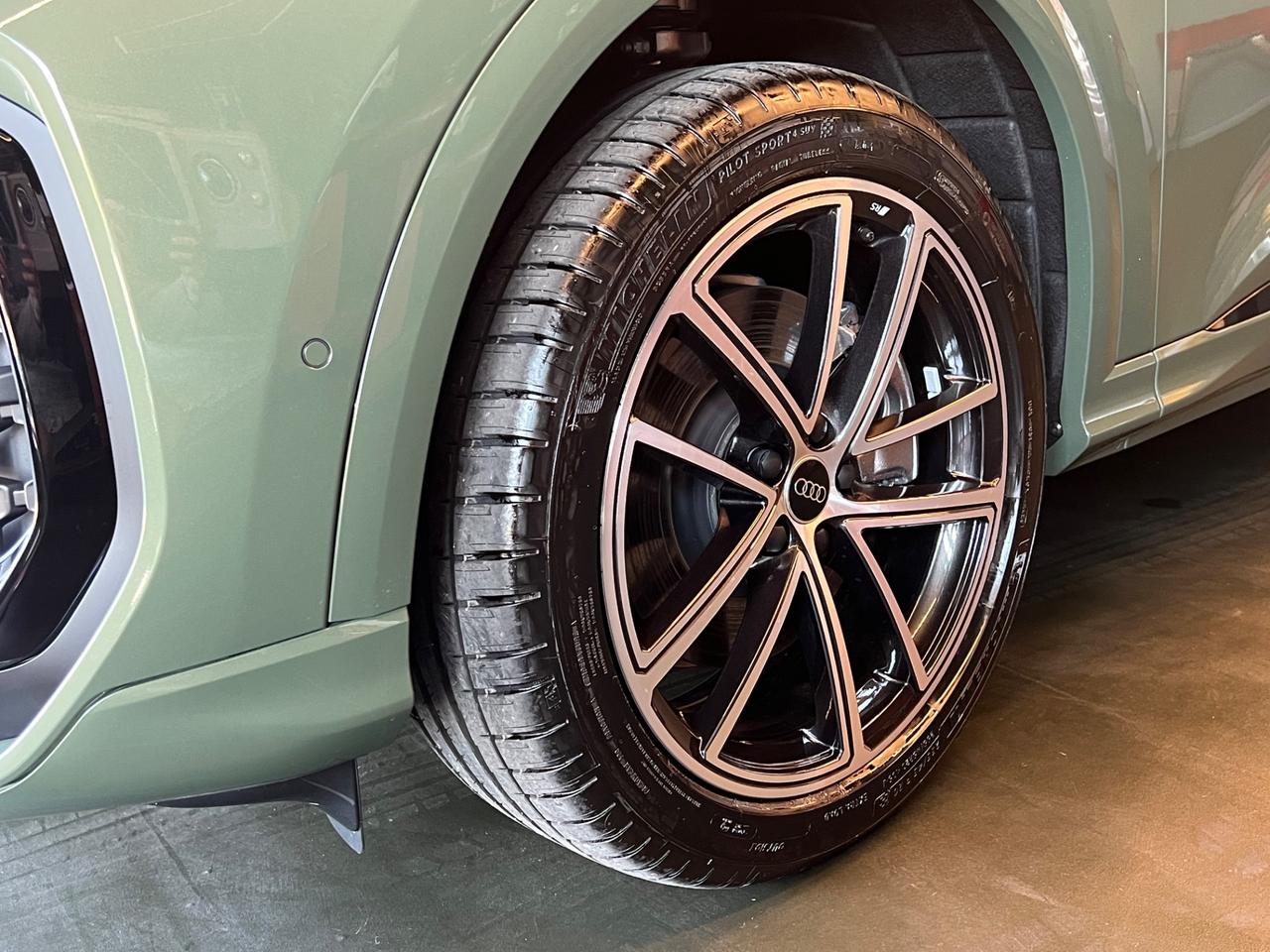 Audi Q5 TDi -Quattro - S line edition