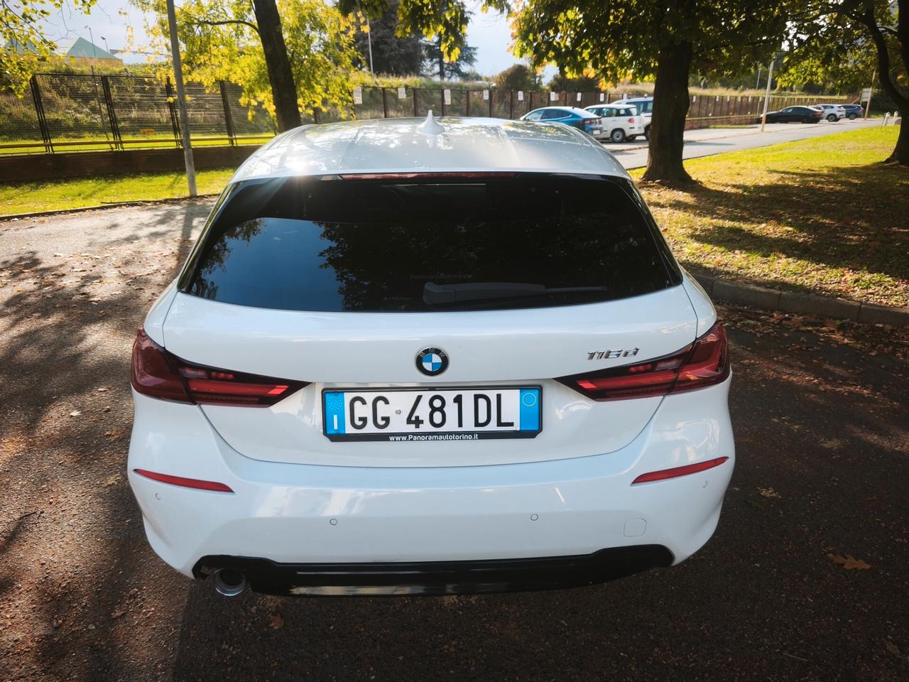 Bmw serie 1 116d 5p. Msport