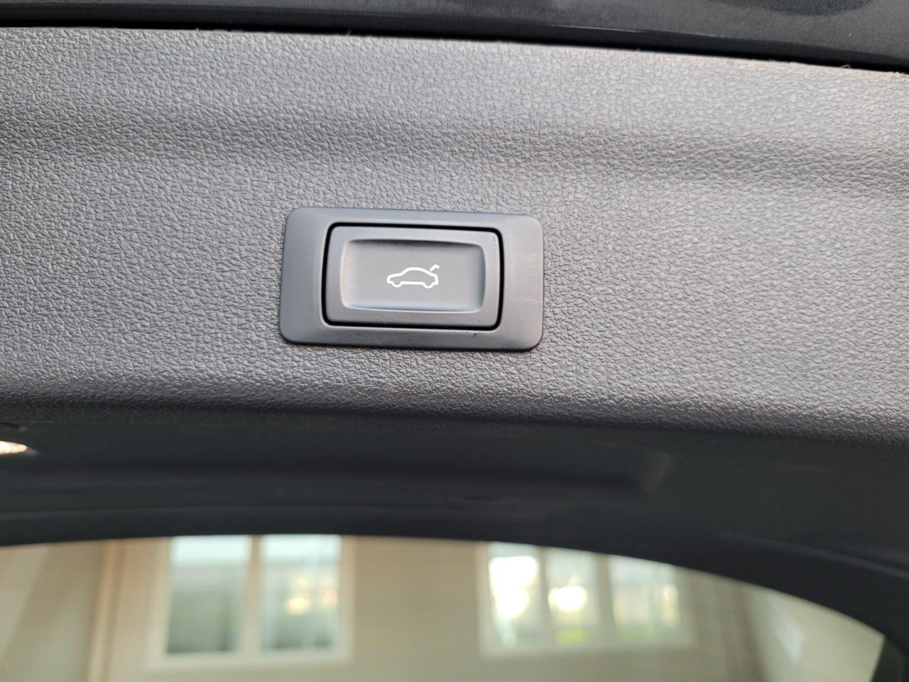 Audi A6 AVANT 40TDI RESTYLING STRONIC S LINE TETTO APRIBLE