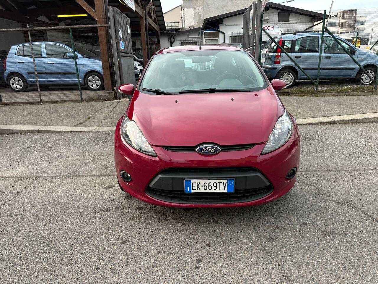 Ford Fiesta 1.2 82CV 3 porte Titanium