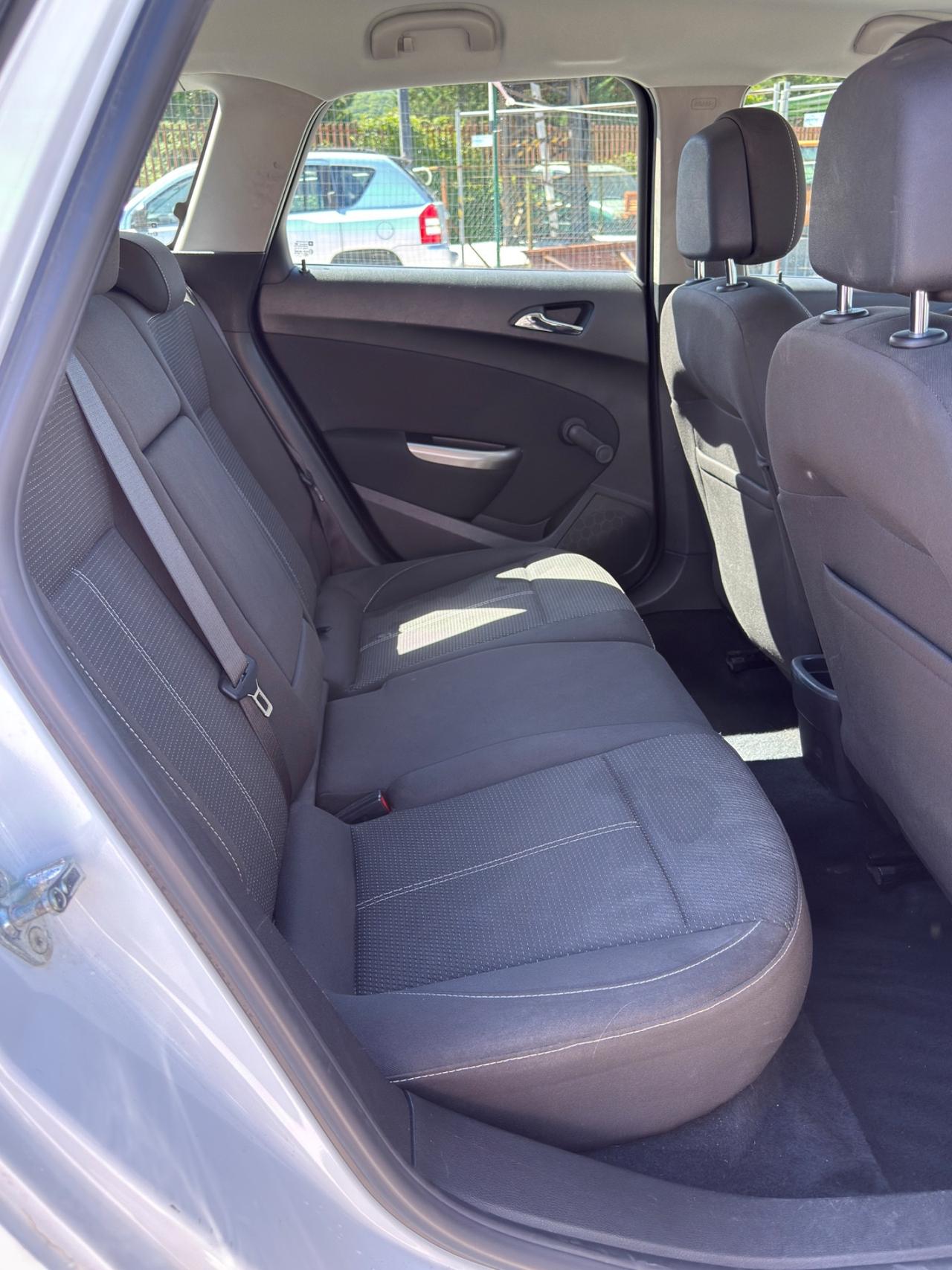 Opel Astra 1.7 CDTI 110CV Sports Tourer Cosmo