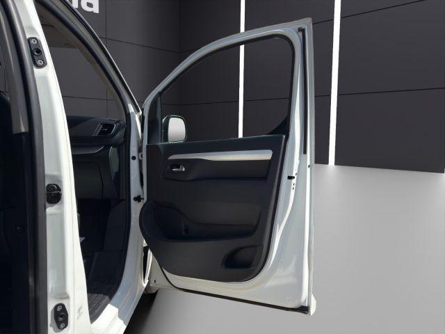 TOYOTA Proace Verso 1.5D L0 D Luxury