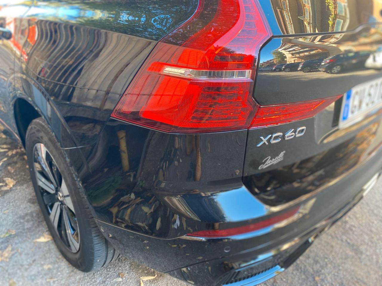 Volvo XC 60 XC60 T6 Recharge Plug-in Hybrid AWD aut. Ultimate Bright tetto panoramico