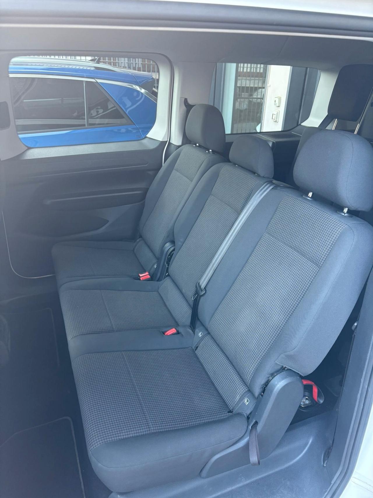 Volkswagen Caddy 2.0 TDI 122 CV DSG Space Maxi