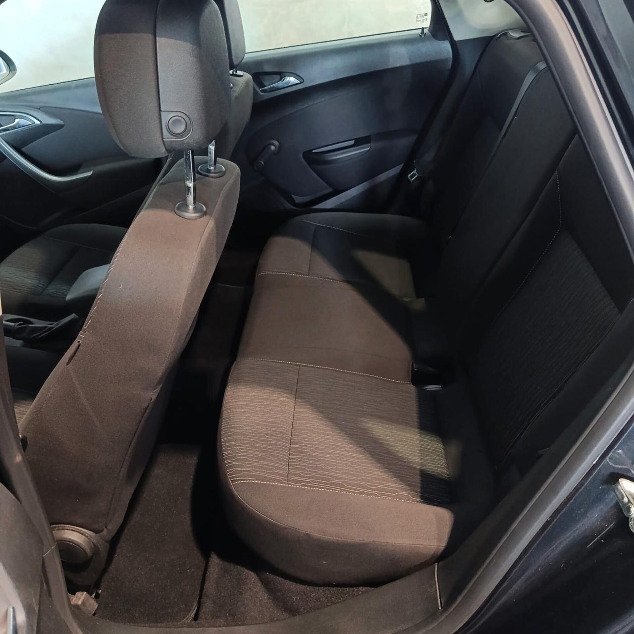 Opel Astra 1.7 CDTI NEOPATENTATI