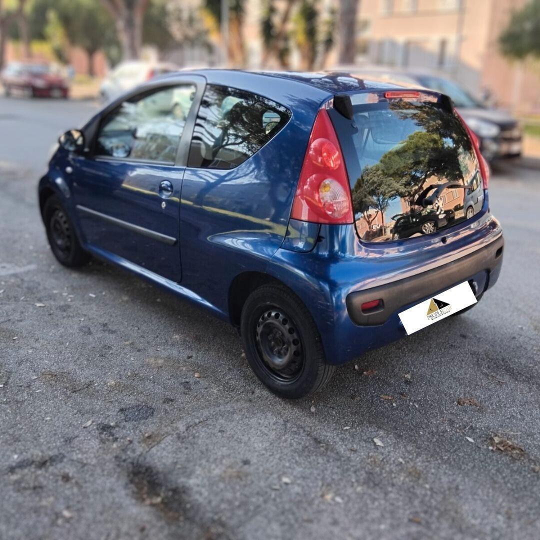 Peugeot 107 **NEOPATENTATI**