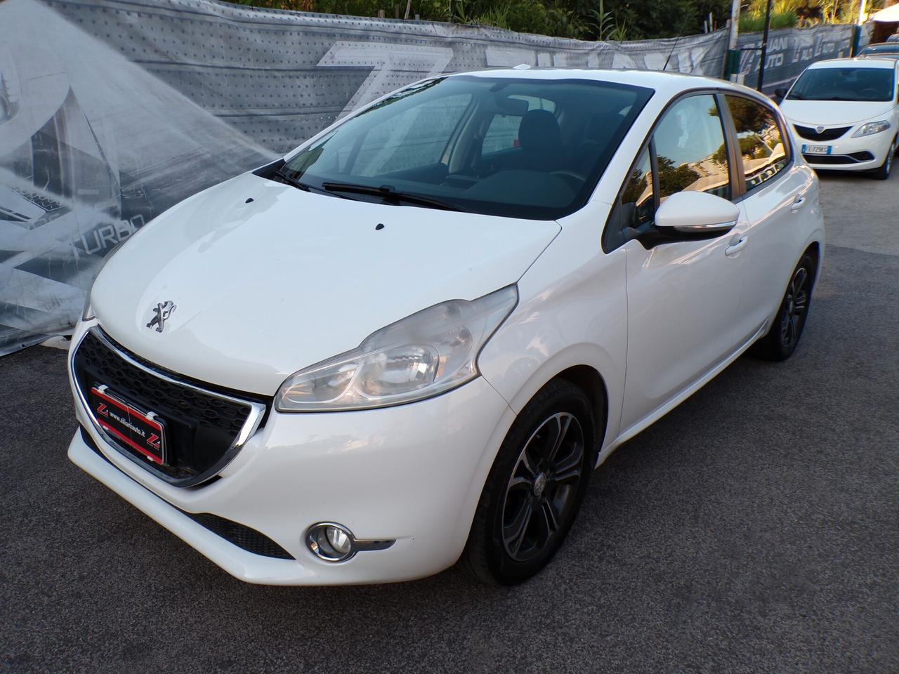 Peugeot 208 1.4 HDi 68 CV 5 porte Access