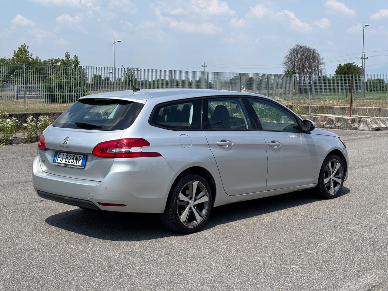 Peugeot 308 BlueHDi 1.6 120Cv GARANZIA