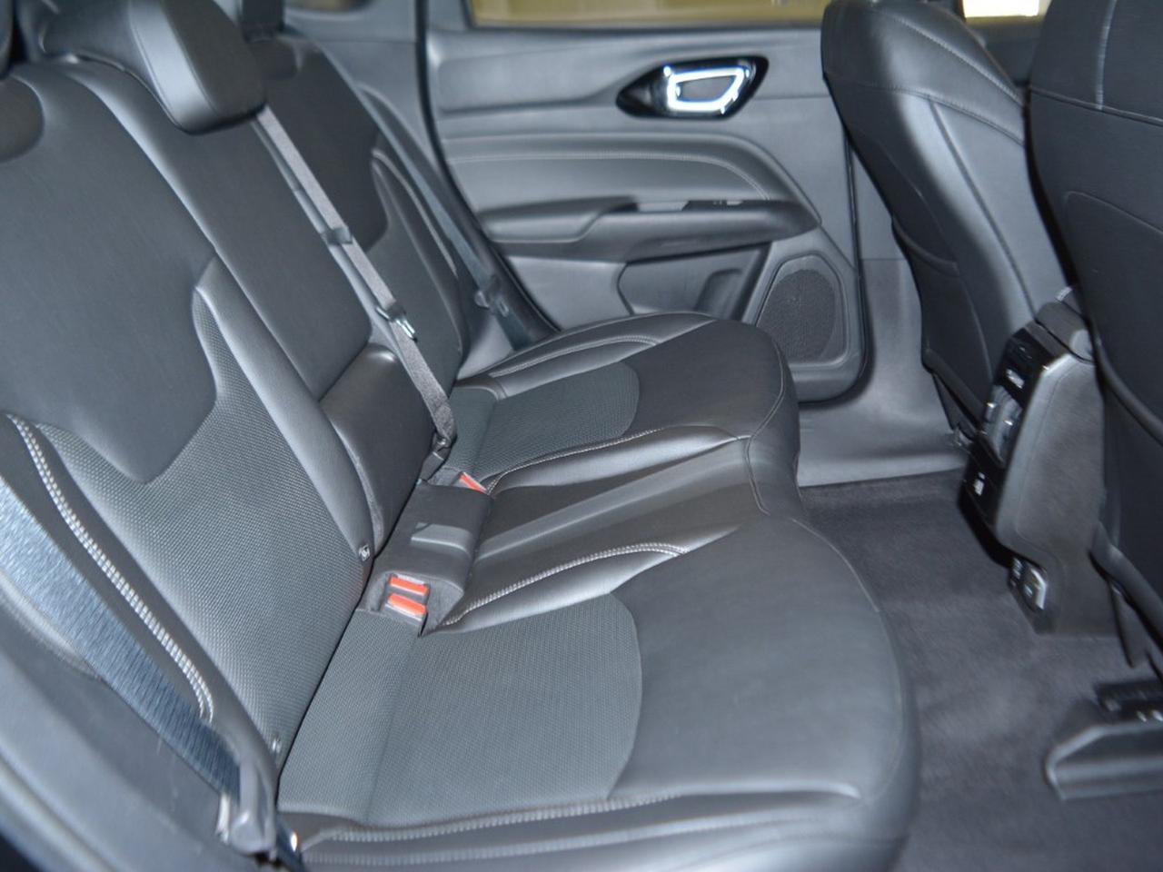 Jeep Compass 1.3 turbo t4 phev s 4xe at6