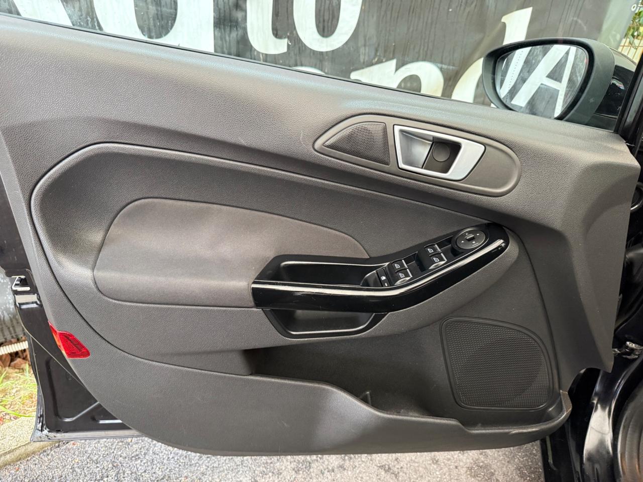 Ford Fiesta 1.4 GPL Titanium