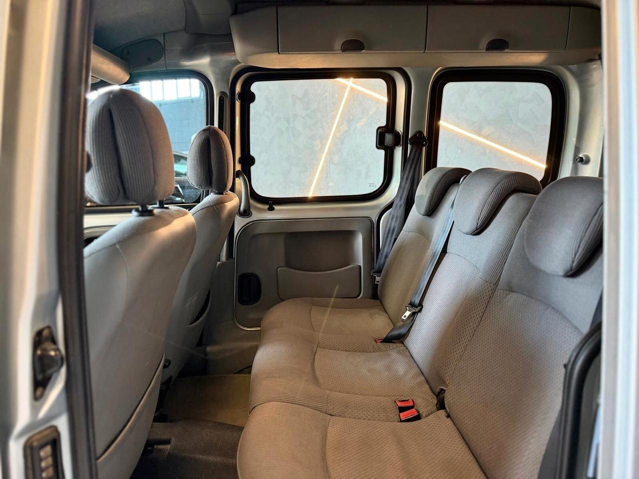 Renault Kangoo 1.2 16V cat 5 porte Privilège
