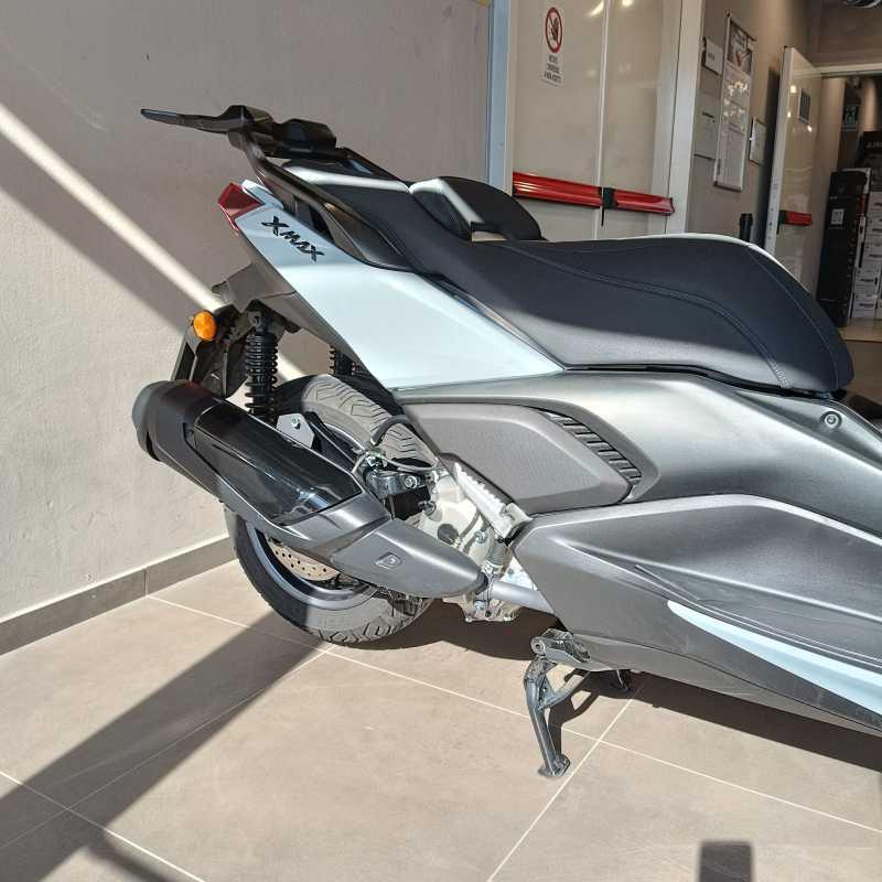 Yamaha X-Max 300 Tech Max+ - 2026