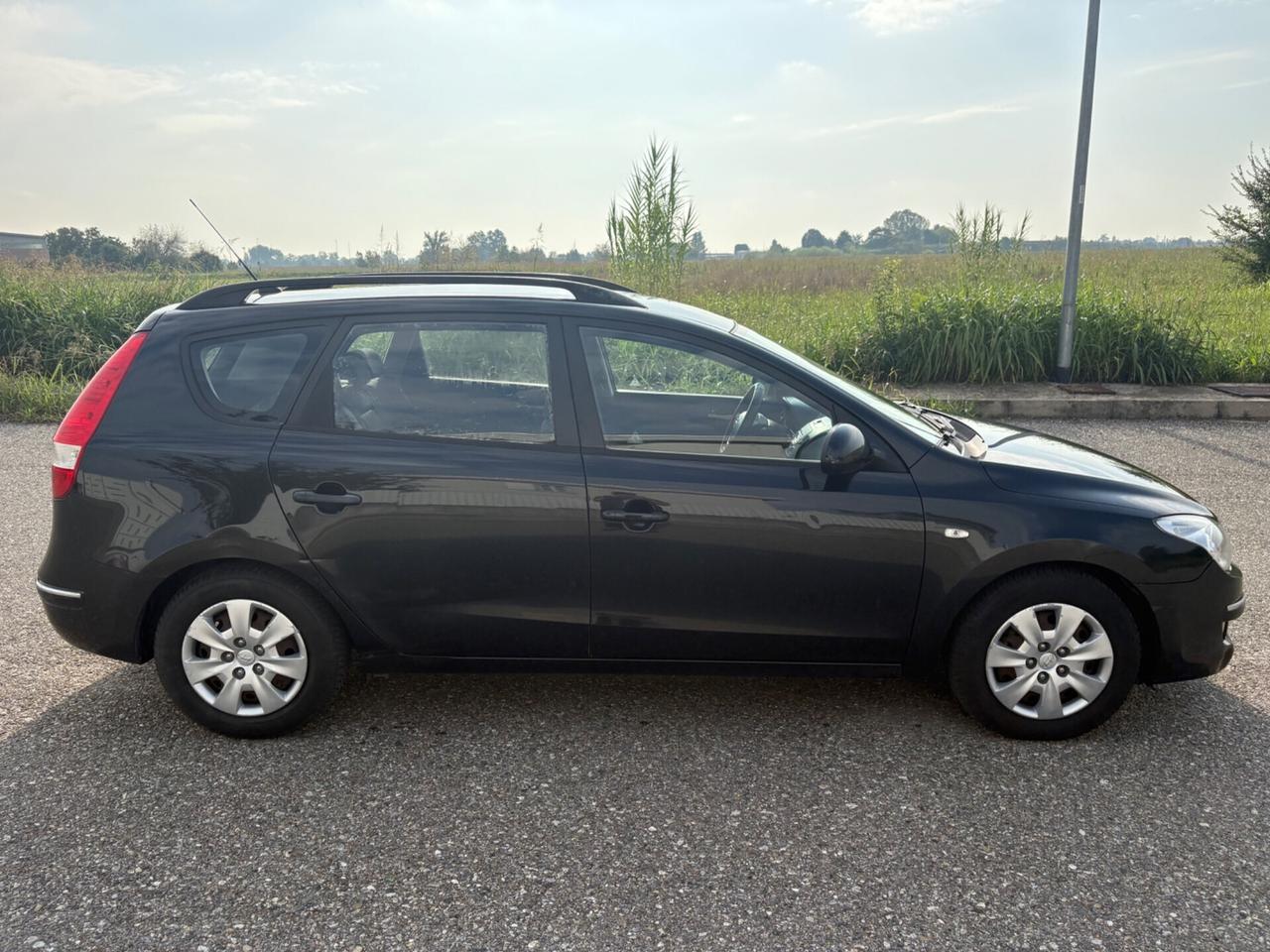 Hyundai i30 1.6 90CV 5p ok neo patentati