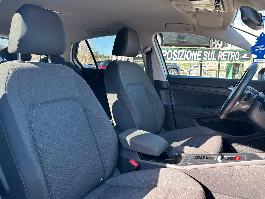 Volkswagen Golf 1.0 etsi evo Life 110cv dsg