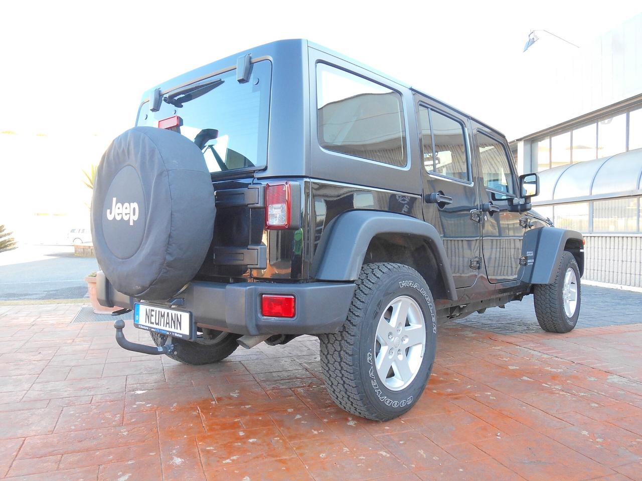 Jeep Wrangler Unlimited 2.8 CRD DPF Sport