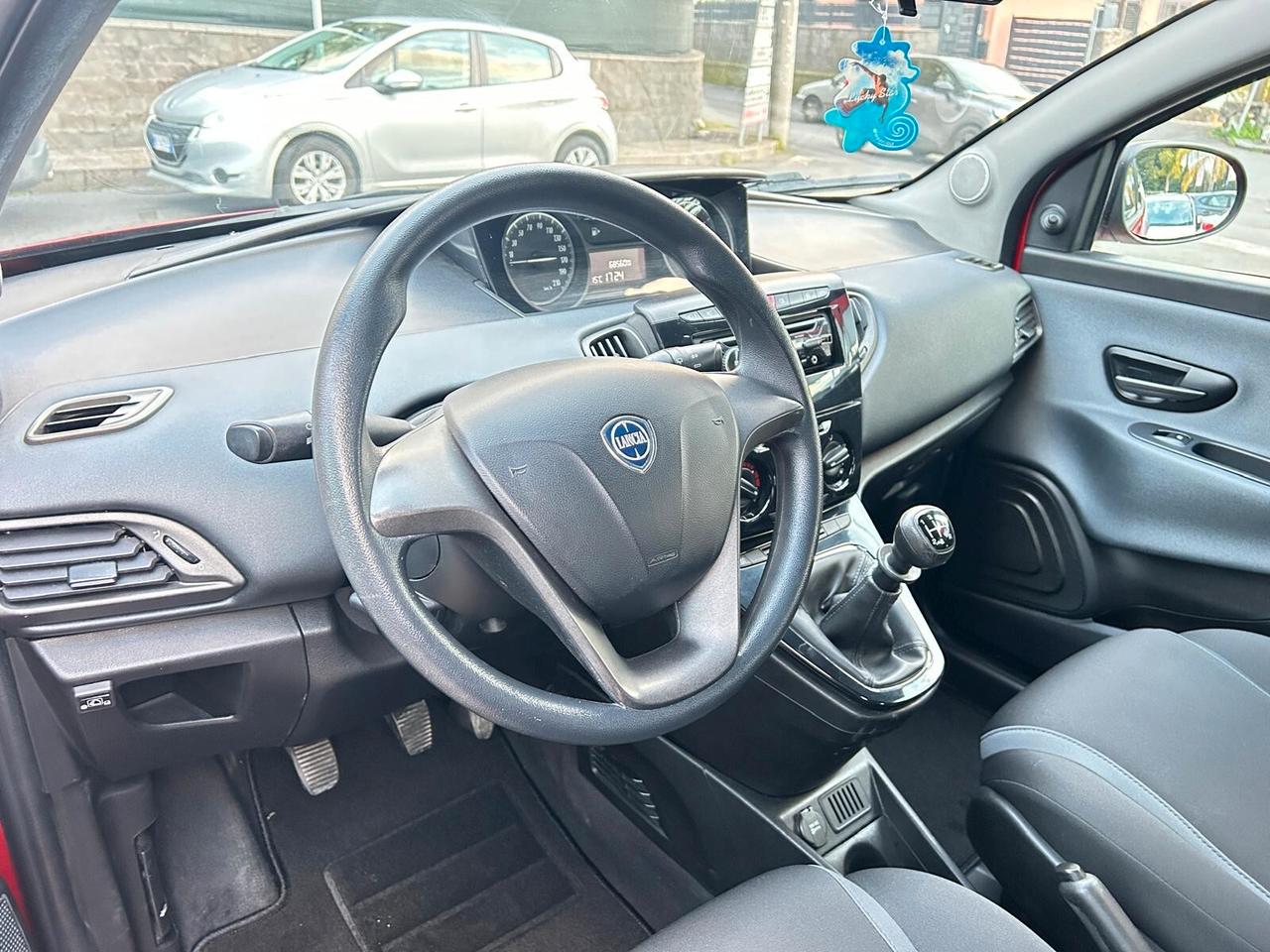 Lancia Ypsilon 1.2 69 CV 5 porte GPL Ecochic Gold