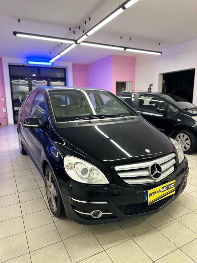 MERCEDES-BENZ B 180 CDI Sport