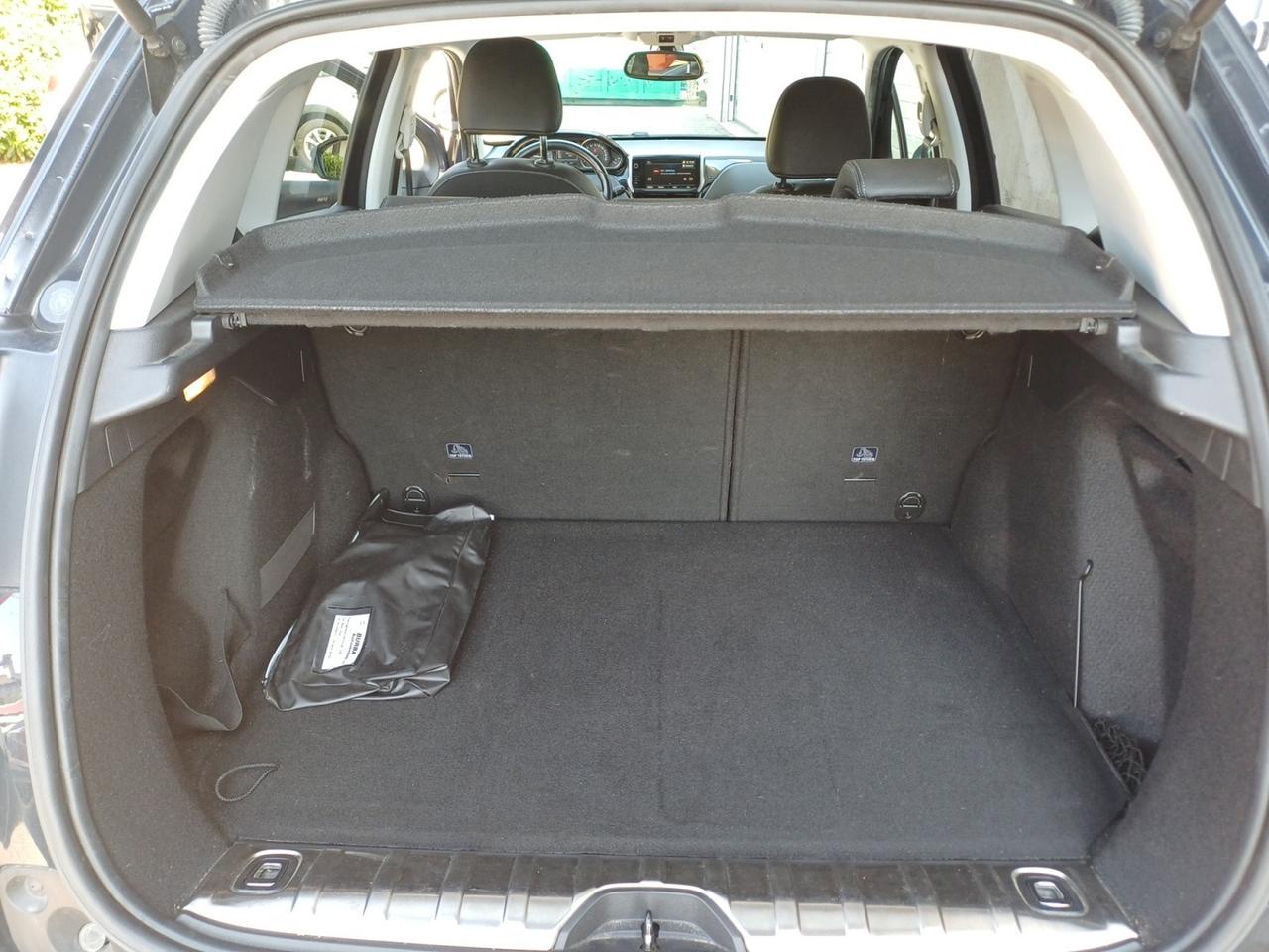 PEUGEOT 2008 - BlueHDi 120 EAT6 S&S Allure