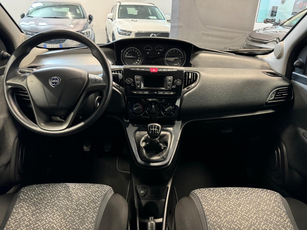 Lancia Ypsilon 1.0 50p Hybrid Ecochic PROMO!!