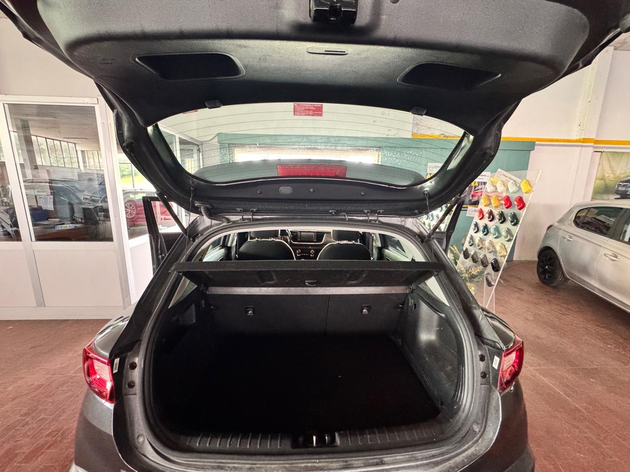 Kia Stonic 1.4 MPI 100 CV Style