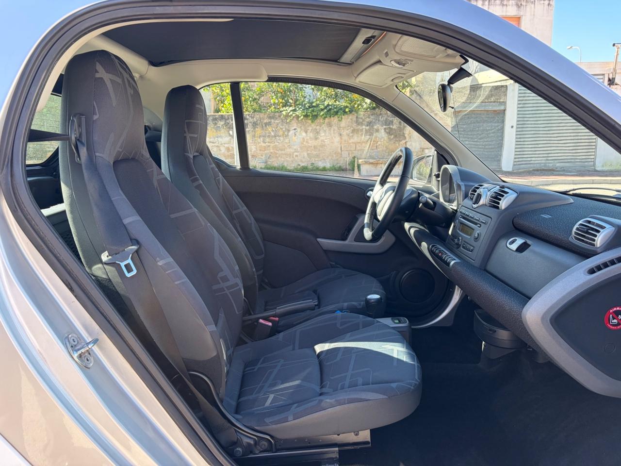 Smart ForTwo 1000 52 kW MHD coupé passion