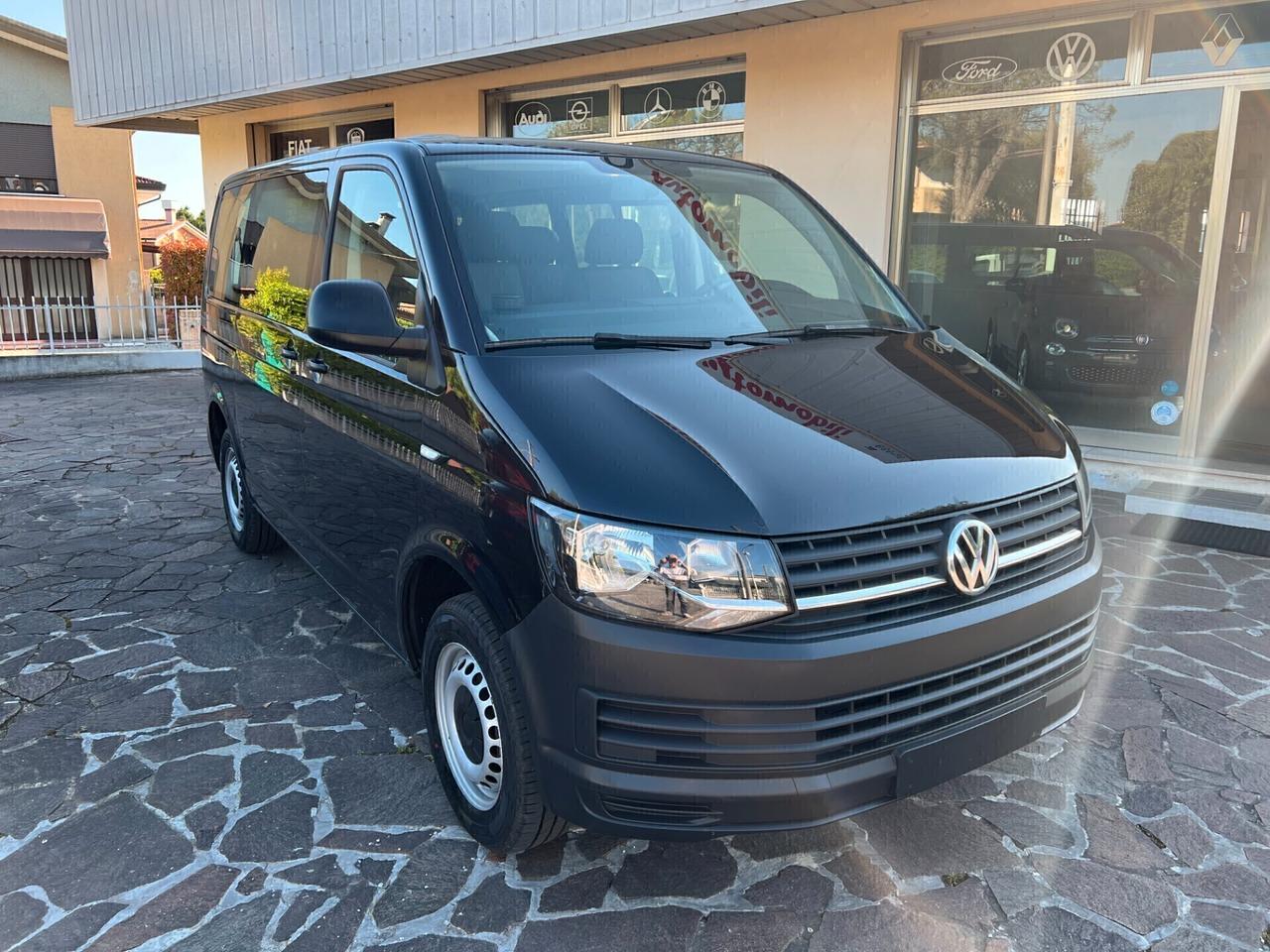 Volkswagen Transporter 2.0 TDI 102CV PC Kombi 9 posti
