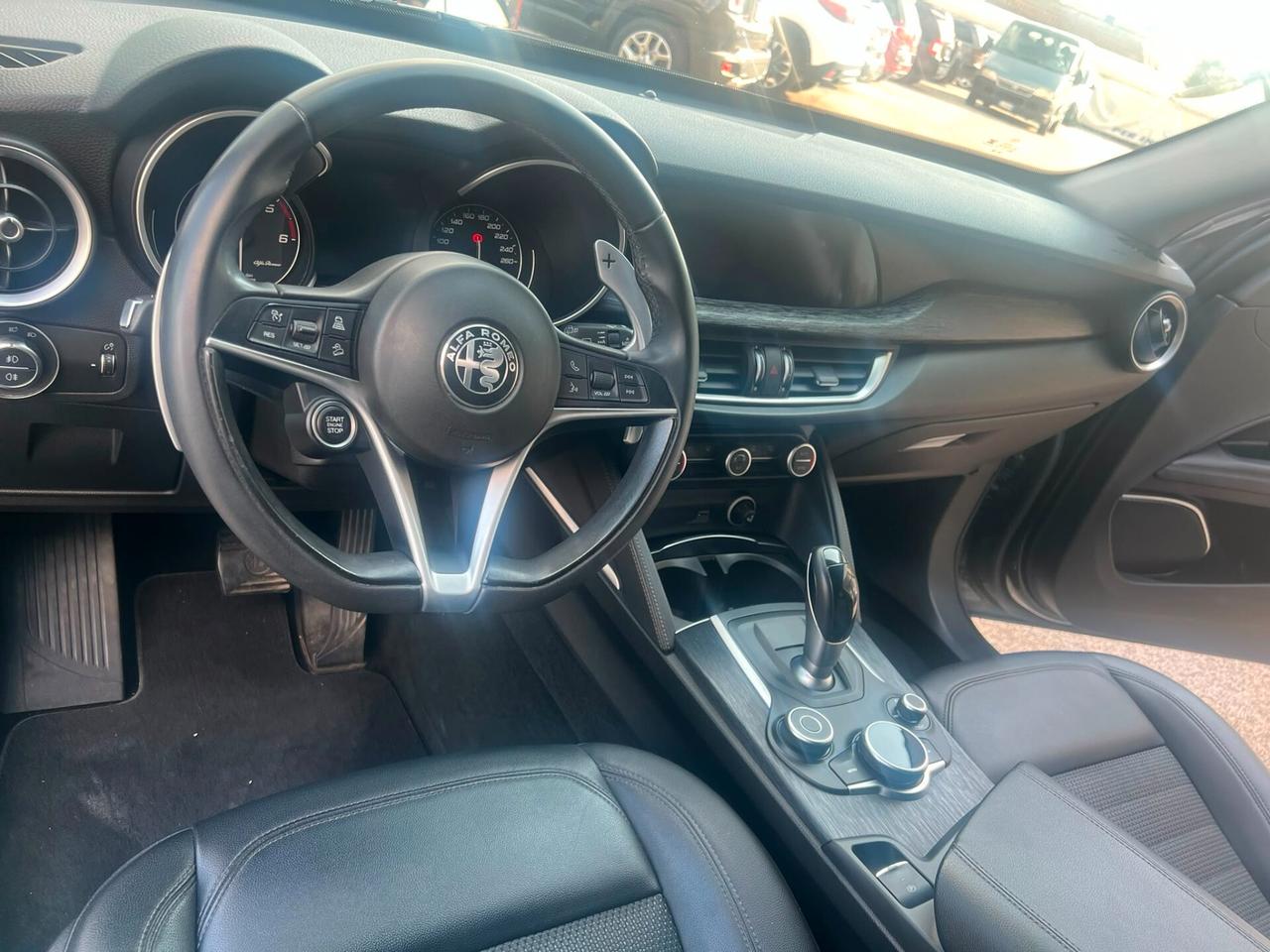 Alfa Romeo Stelvio 2.2 Turbodiesel 190 CV AT8 Q4 Business