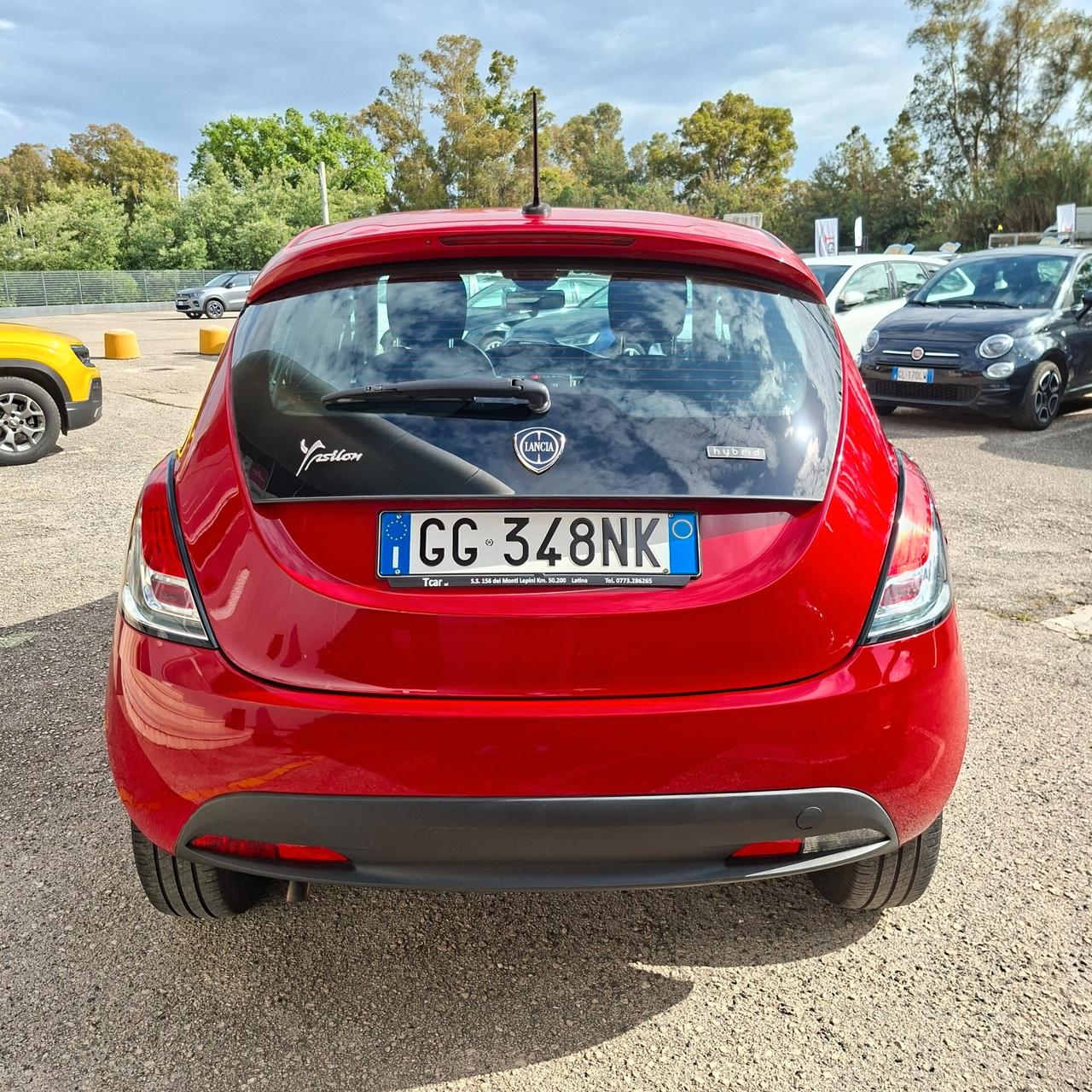 Lancia Ypsilon 1.0 Bz 70 Cv Hybrid Silver
