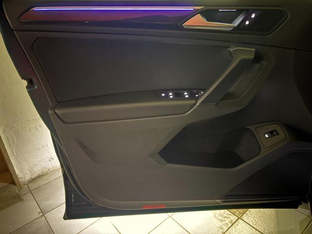 VOLKSWAGEN Tiguan 2.0 TDI 150 CV SCR DSG Elegance VIRTUAL