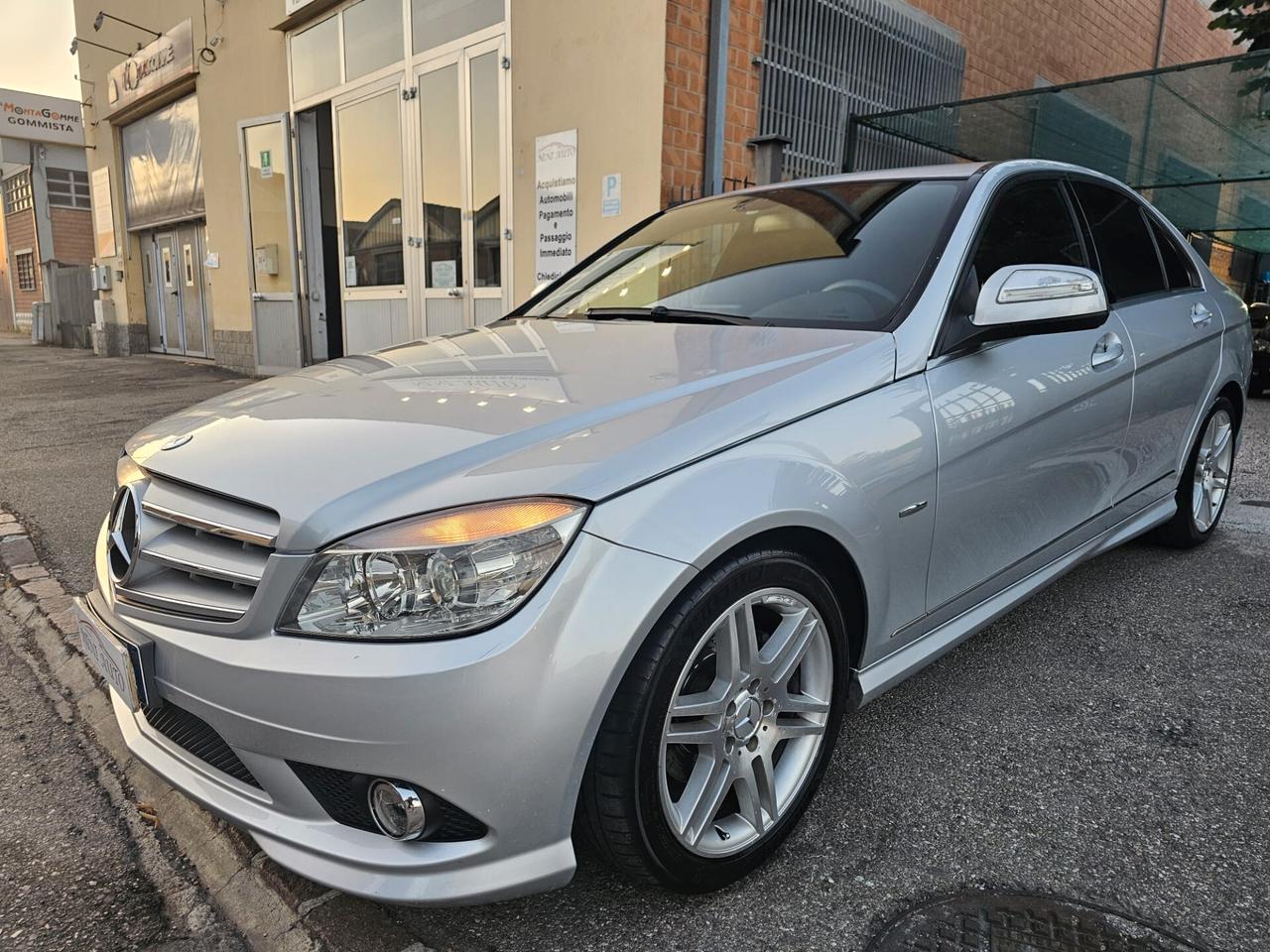Mercedes-benz C 220 CDI 170cv Avantgarde AMG*Navi*17*Unipro*