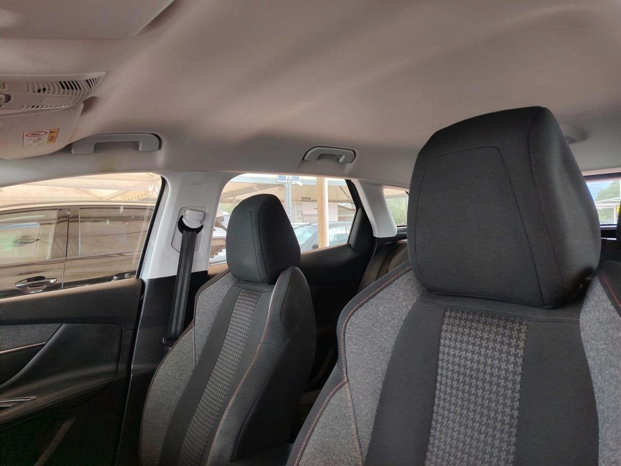 Peugeot 3008 1.6 BlueHDi 120 S&S Business 2018