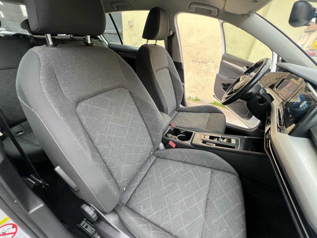 VOLKSWAGEN Golf 1.5 eTSI 130 CV DSG Life