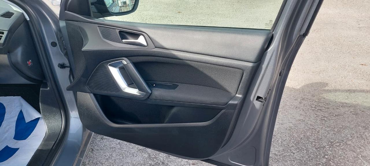 Peugeot 308 BlueHDi 120 S&S Business