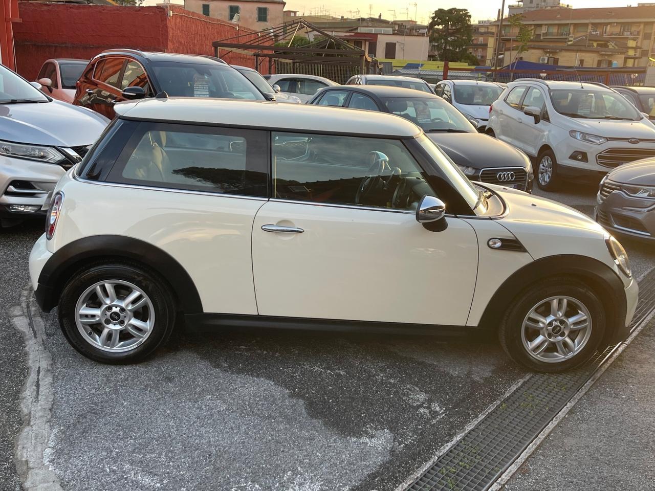 Mini 1.6 16V One (55kW)-unipro-rate-garanzia