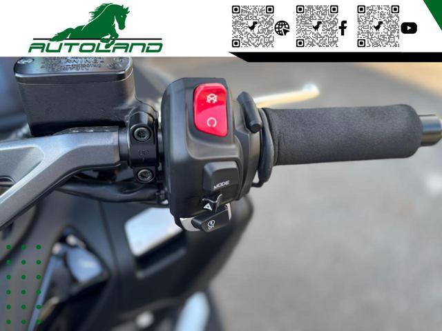 YAMAHA T Max 560 TECH MAX UNIPRO GARANZIA UFFICIALE