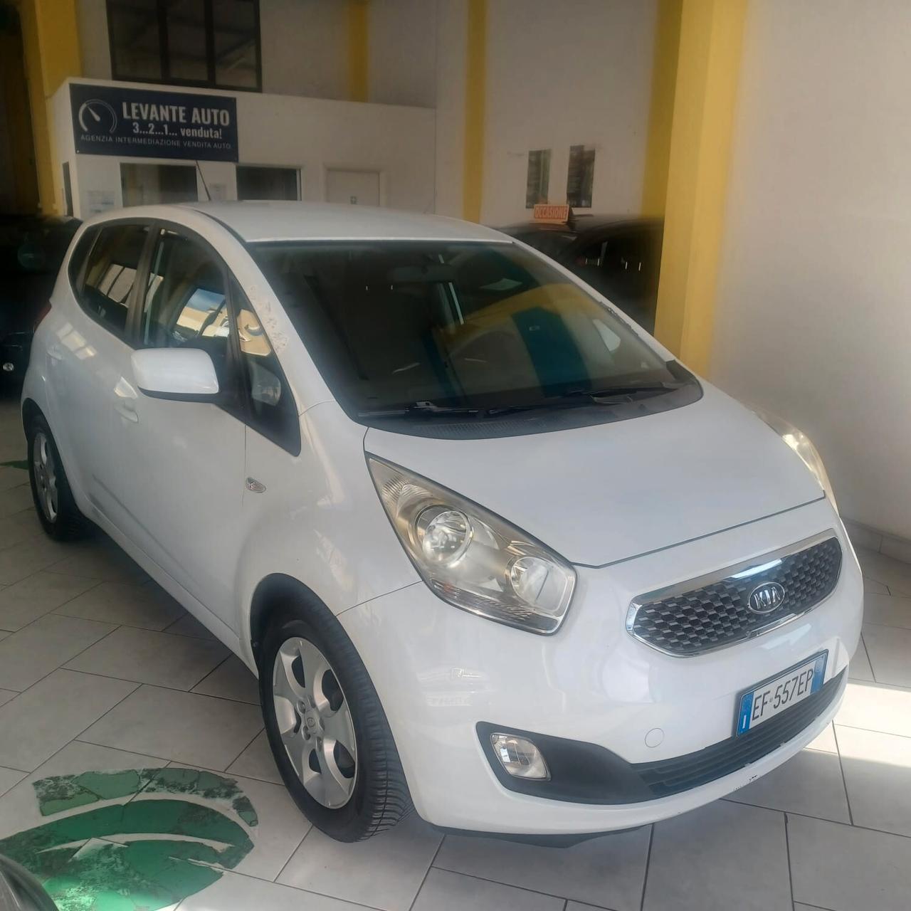 148.588KM KIA VENGA 1.4 BEN CONSERVATA