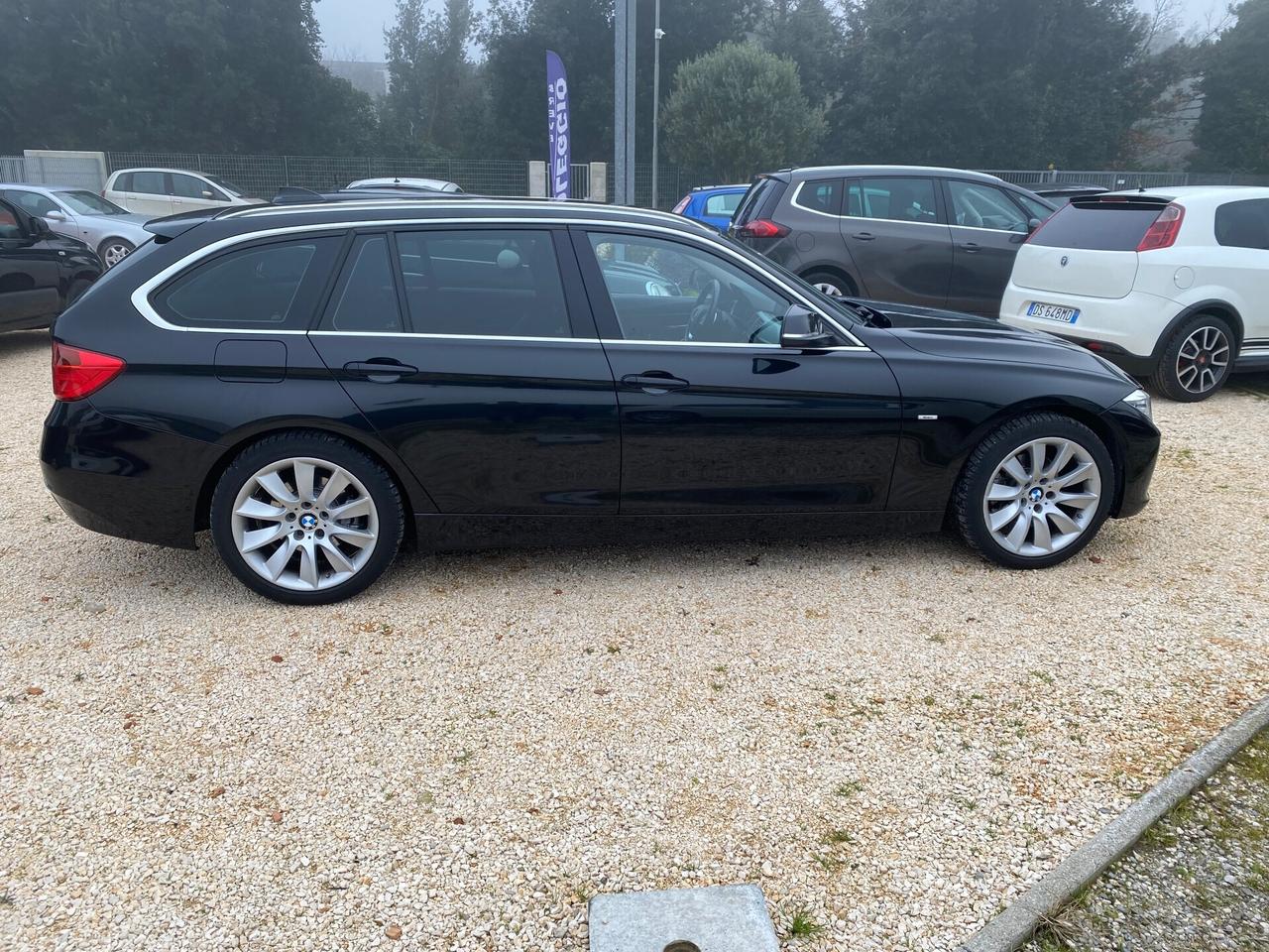 BMW 318 D TOURING MODERN - GANCIO TRAINO