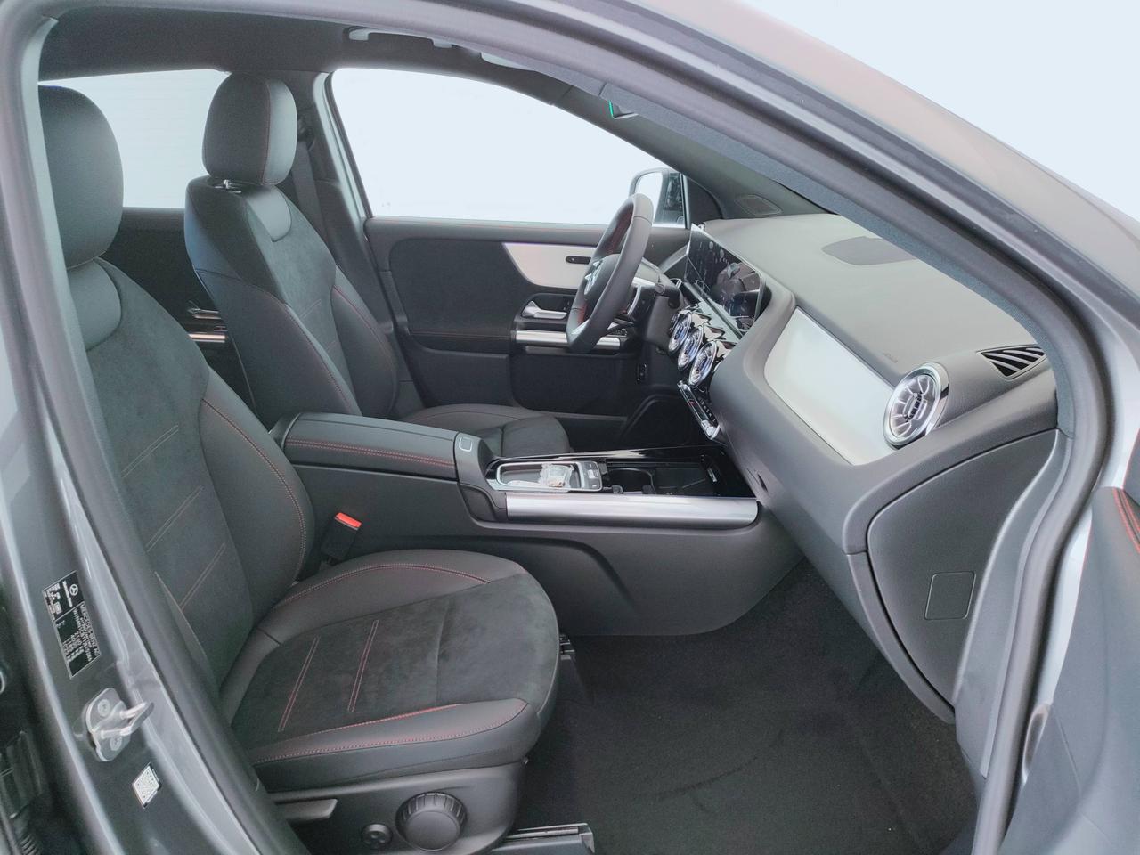 Mercedes-Benz GLA 200 d automatic