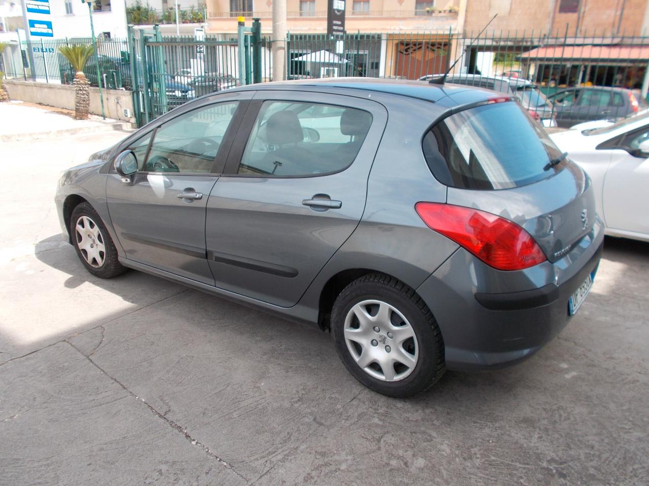 Peugeot 308 1.6 HDi 90CV FAP 5p. Comfort
