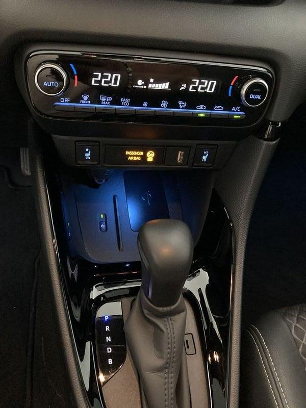 Toyota Yaris Yaris 1.5 Hybrid 5 porte Lounge