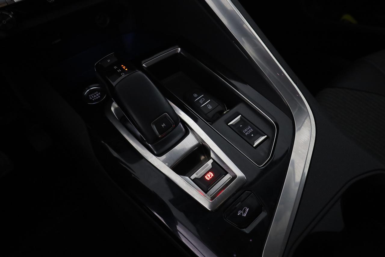 PEUGEOT 3008 2ª serie 3008 PureTech Turbo 130 S&S EAT8 Allure