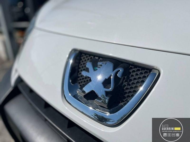 Peugeot Expert Expert 2.0 HDi 120CV L1H1 + Pianale