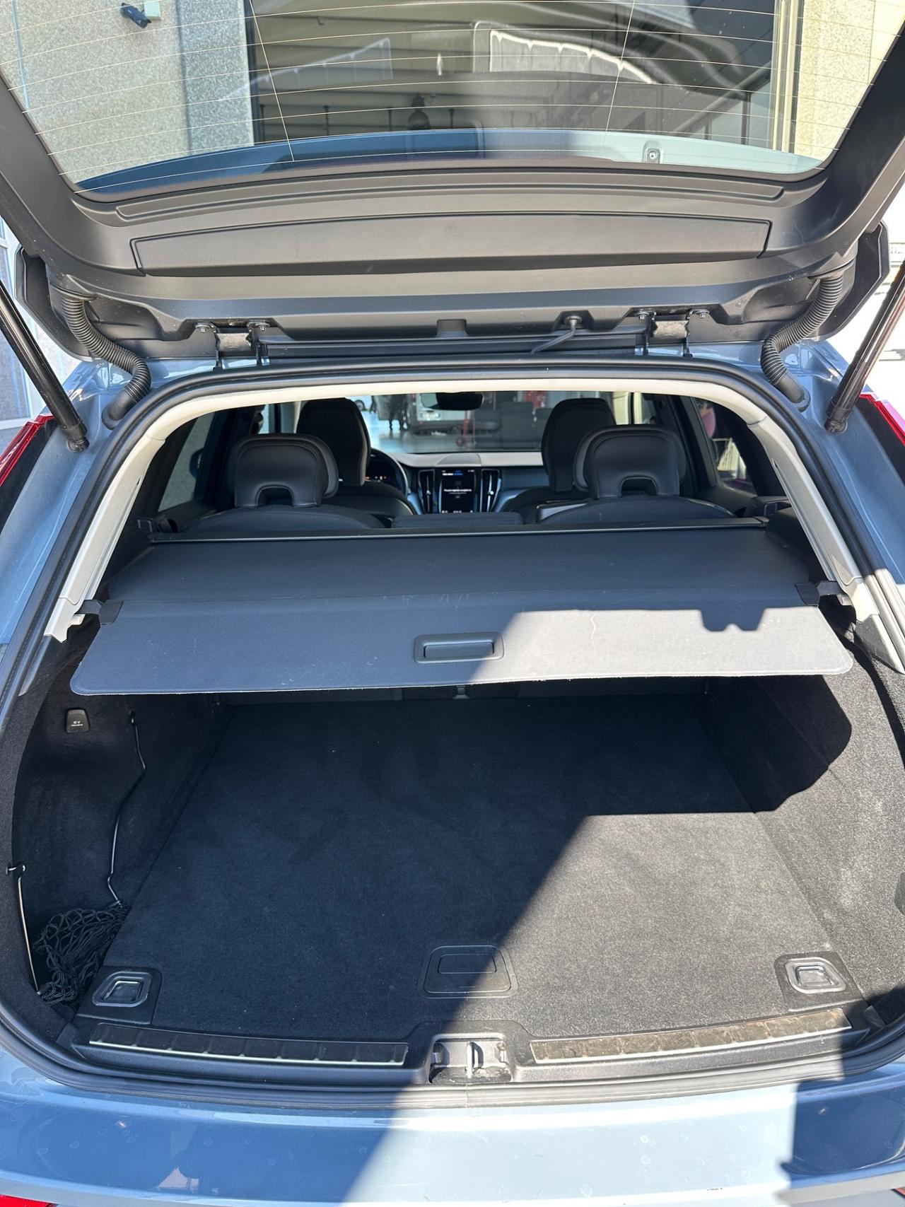 Volvo XC 60 XC60 B4 (d) AWD Geartronic Momentum