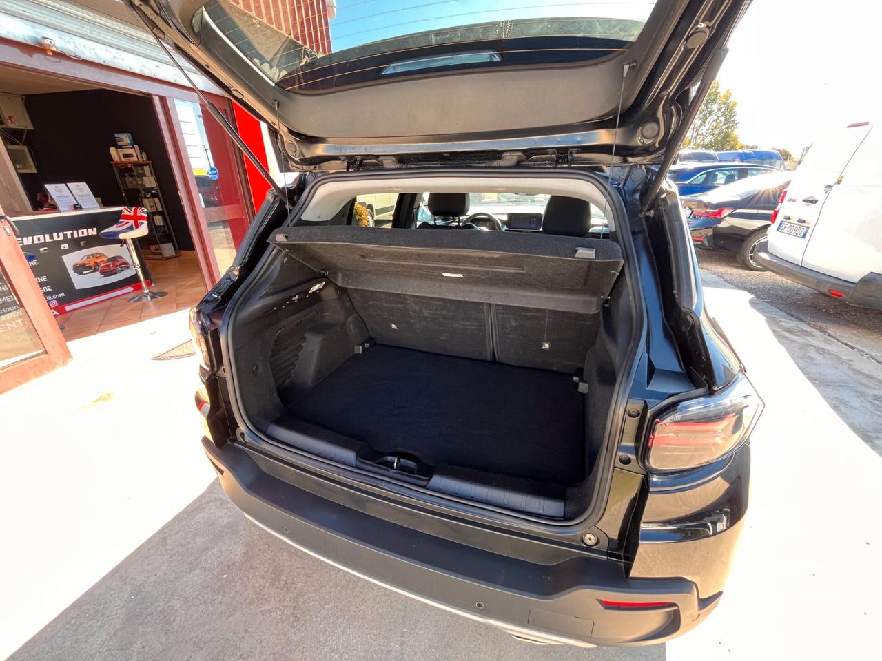 Jeep Avenger 1.2 Turbo 100 CV MHEV Summit