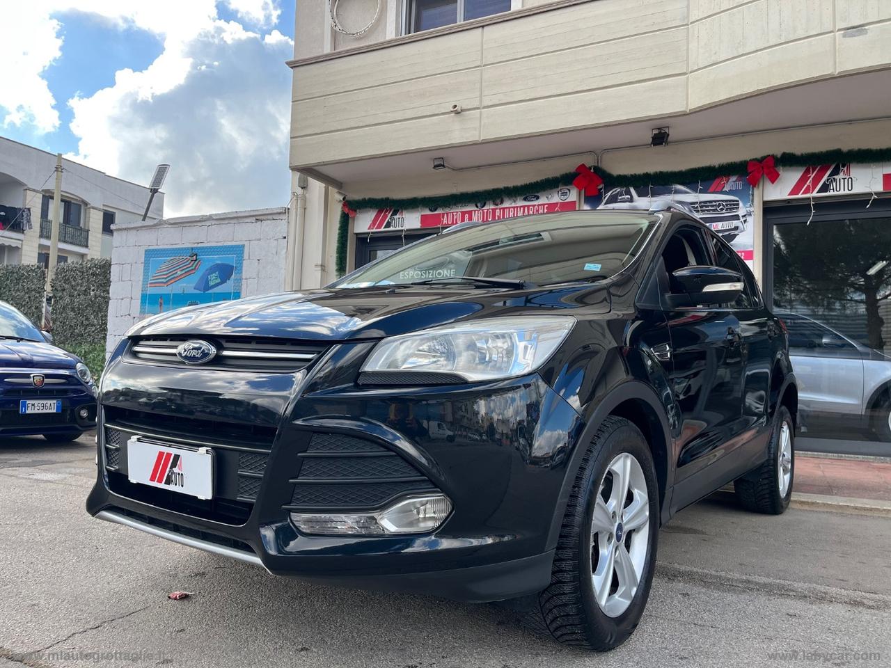 FORD Kuga 2.0 TDCI 140 CV 2WD Titanium