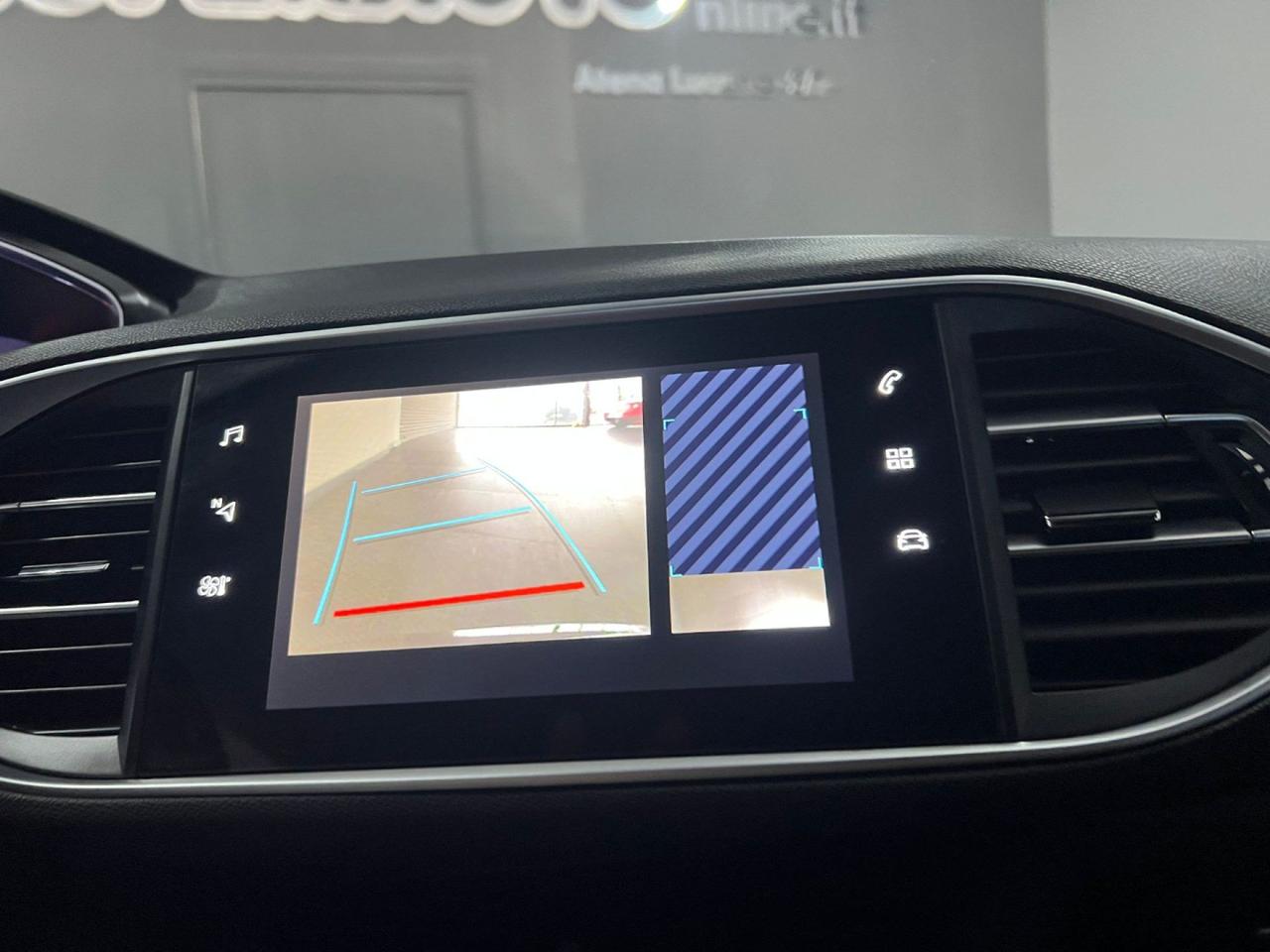 Peugeot 308 BlueHDi 130 S&S EAT8 SW Active VIRTUAL COCKPIT